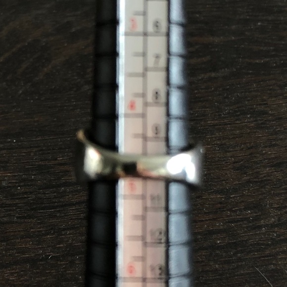 🌸Costume ring NEW🌸 - Picture 2 of 2